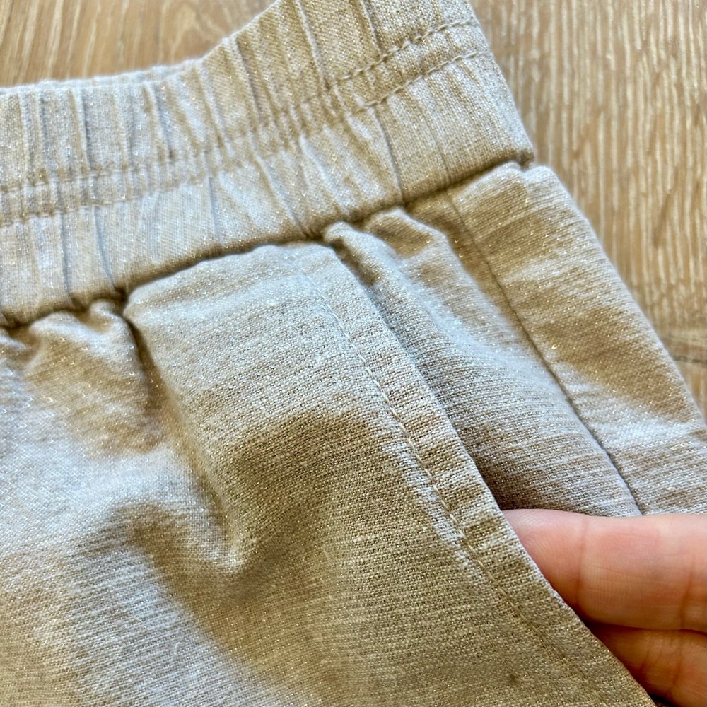 J Crew Linen & Cotton Oatmeal short with elastic waistband & front pockets, Sz 4 - Picture 2 of 8